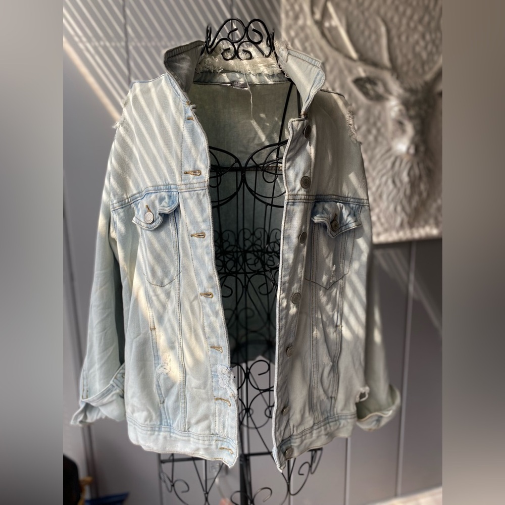 Light Wash Distressed Denim Jacket - Women's Casual Oversized